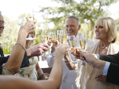 10 Ways To Be A Bad Wedding Guest 