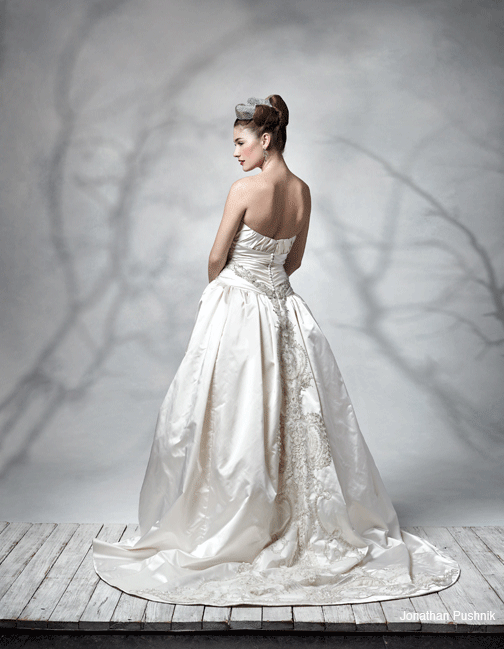 Bridal Gowns With Gorgeous Backs