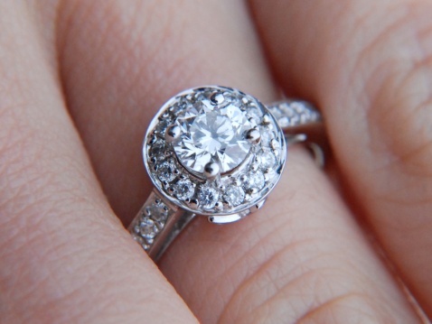 Here's What You Should Do If You Don't Like Your Engagement Ring 