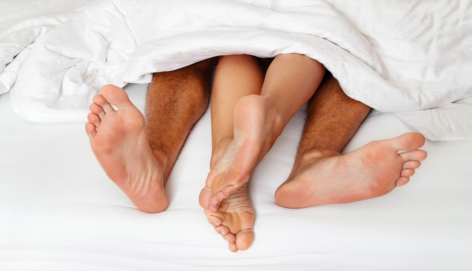 PW-couple in bed shutterstock