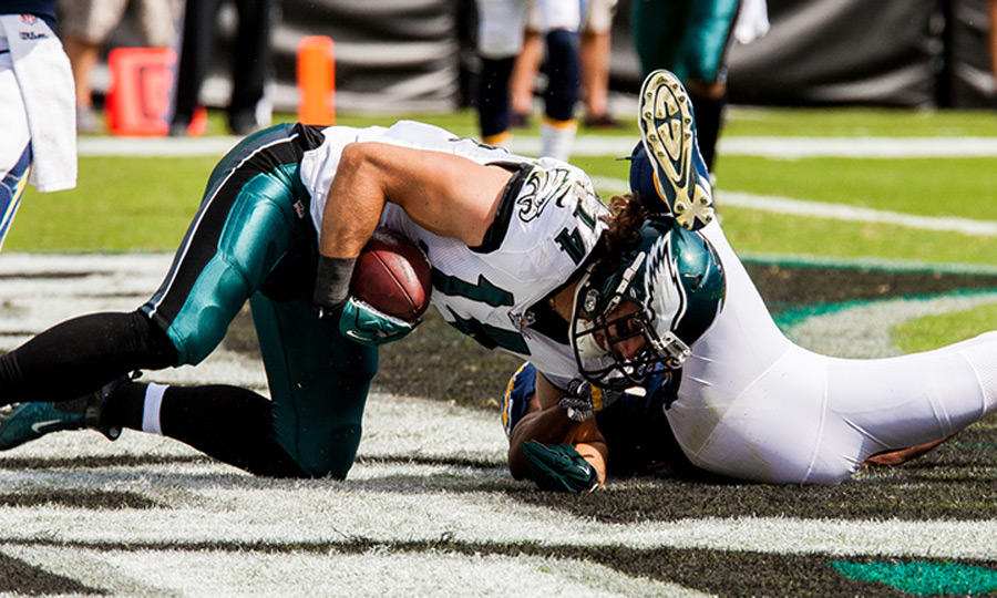 Eagles WR Riley Cooper scores touchdown against Chargers