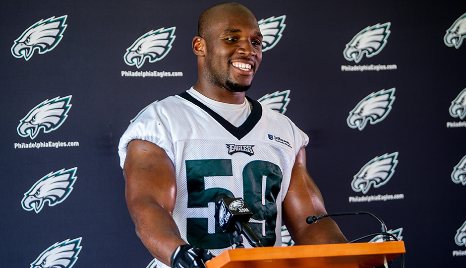 Eagles Sign DeMeco Ryans To Contract Extension
