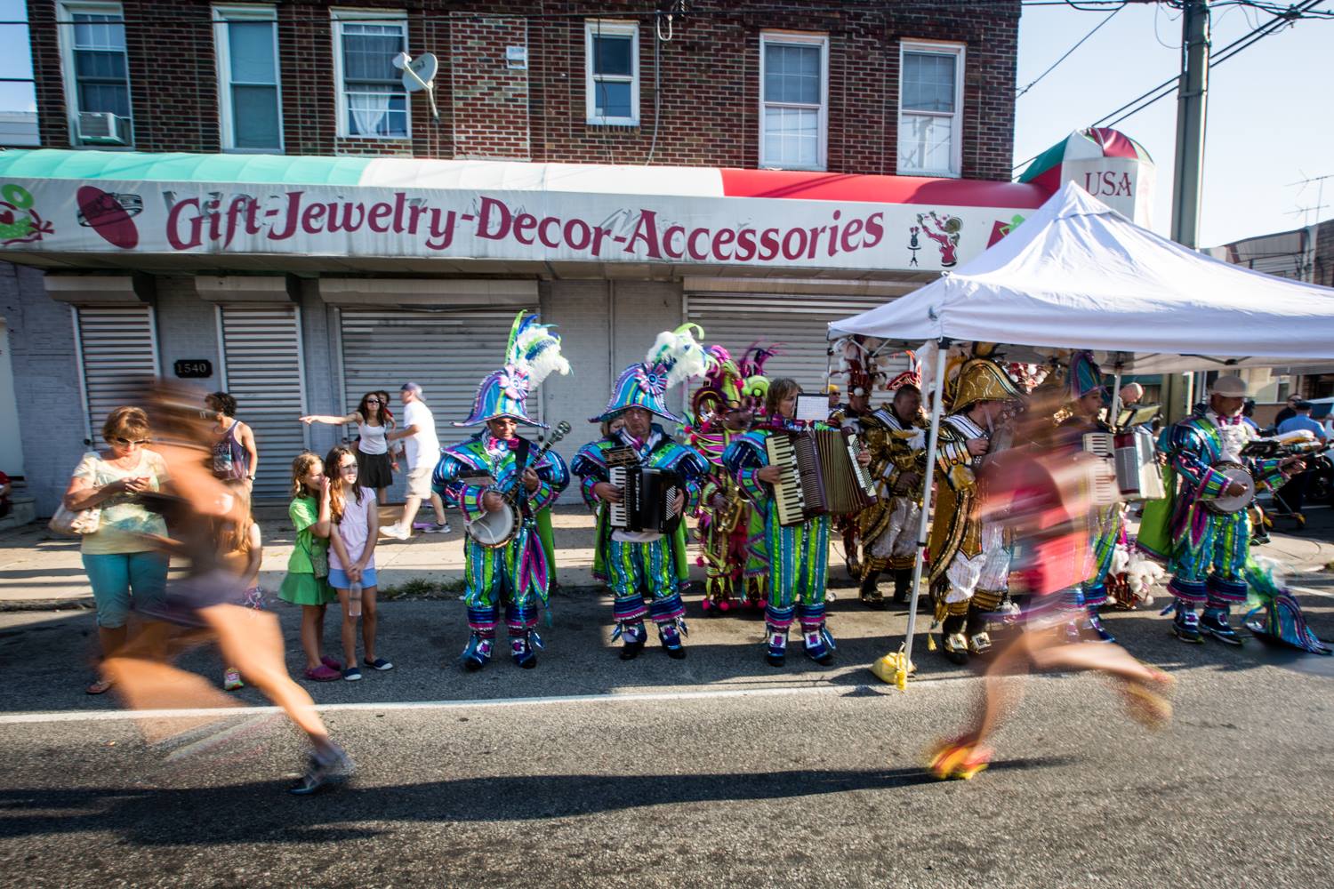 Yup, the Mummers made a major appearance at the first ever Philly 10K. | Photo by Matt Stanley
