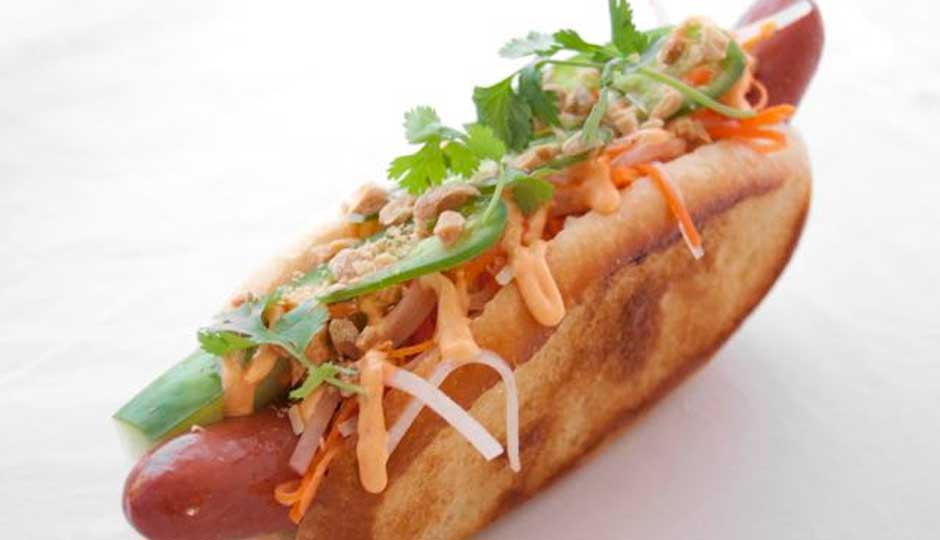 Saigon-Fusion-Hot-Dog-Hot-Diggity-940