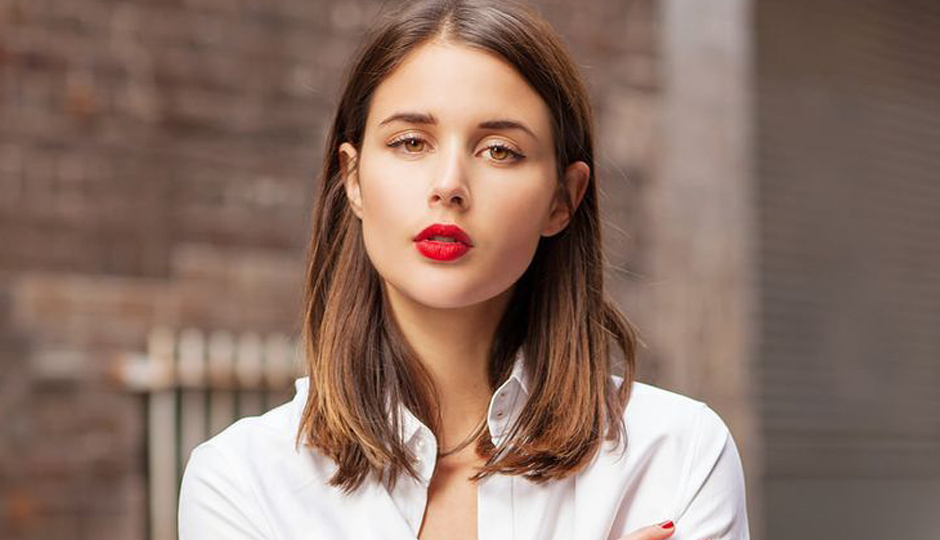 The perfect red lip. Pin found on her 'Hair and Beauty' board.