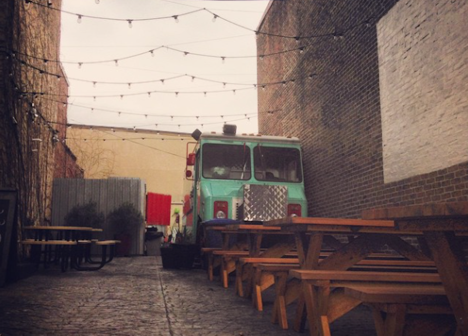The Memphis Taproom Beergarden is just waiting to be filled with happy beer-drinkers.