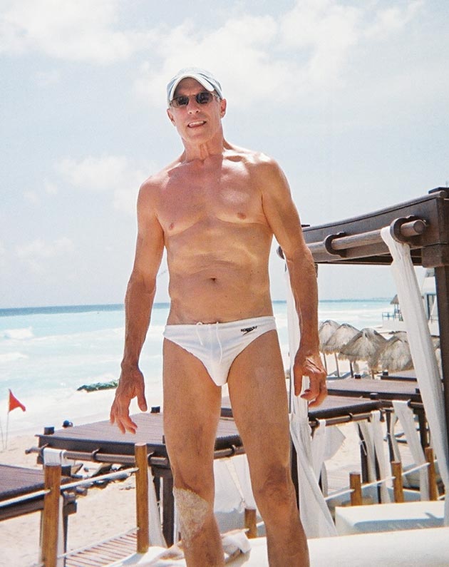 Jerry Blavat on a Mexican vacation, September 6, 2012. (Not technically a selfie, but c’mon, we couldn’t resist.)