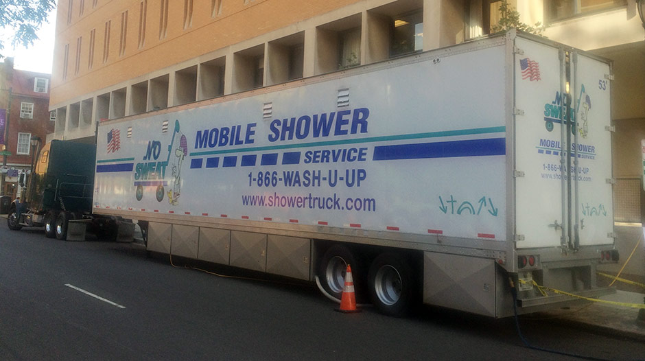 mobile-shower