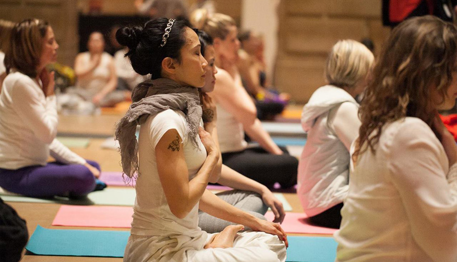 Yoga White Party 2014 | Photo via Facebook, Philadelphia Art Museum