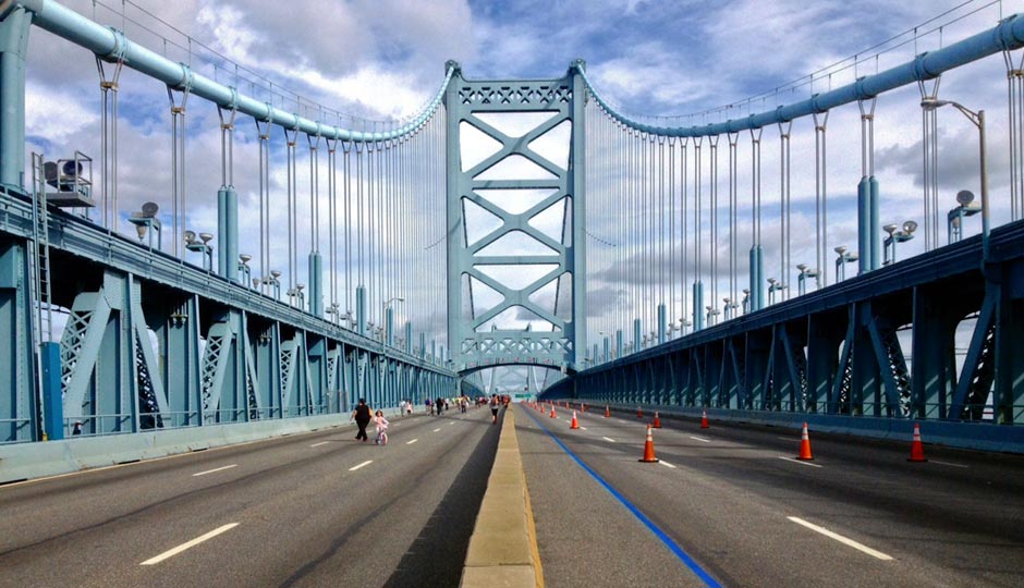 The Ben Franklin Bridge during the papal visit. | Photo by Bradley Maule