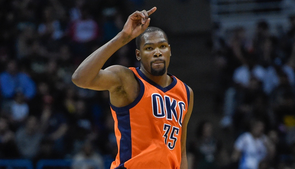 The Sixers will host Kevin Durant and the Oklahoma City Thunder tonight at the Wells Fargo Center | Benny Sieu-USA TODAY Sports