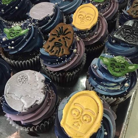 Kermit's Bake Shoppe is offering these Star Wars cupcakes today.