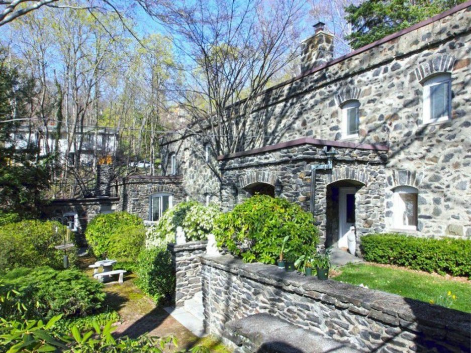 For Sale Alexander Calder’s Hudson River Home on Magnificent Grounds