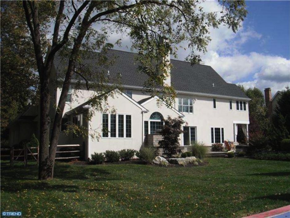 Blue Bell Home With BuiltIn Beer Tap and Media Room? Let's Stay In!