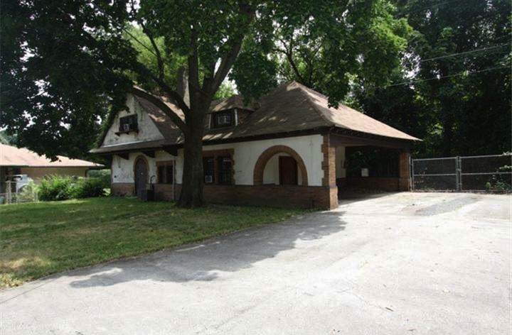 Historic Tulpehocken Station Mansion Has Everything (But Interior Walls)