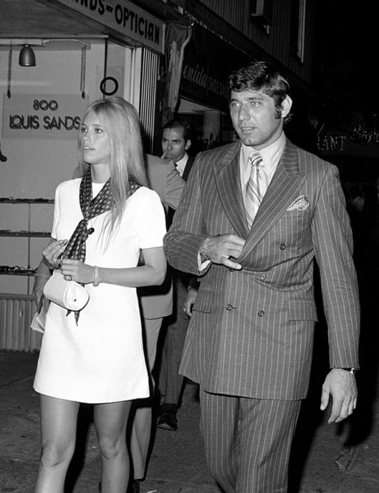 Joe Namath: His 8 Best Fashion Moments … And That Coin Toss Coat ...