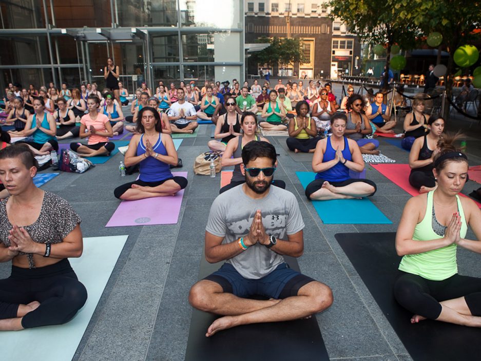 Photo Recap The Very First Class Of Be Well Phillys Summer Yoga Flow