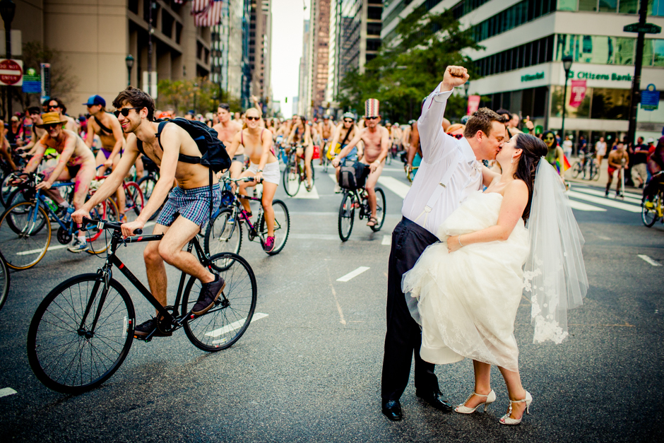 Naked cycle in tokyo