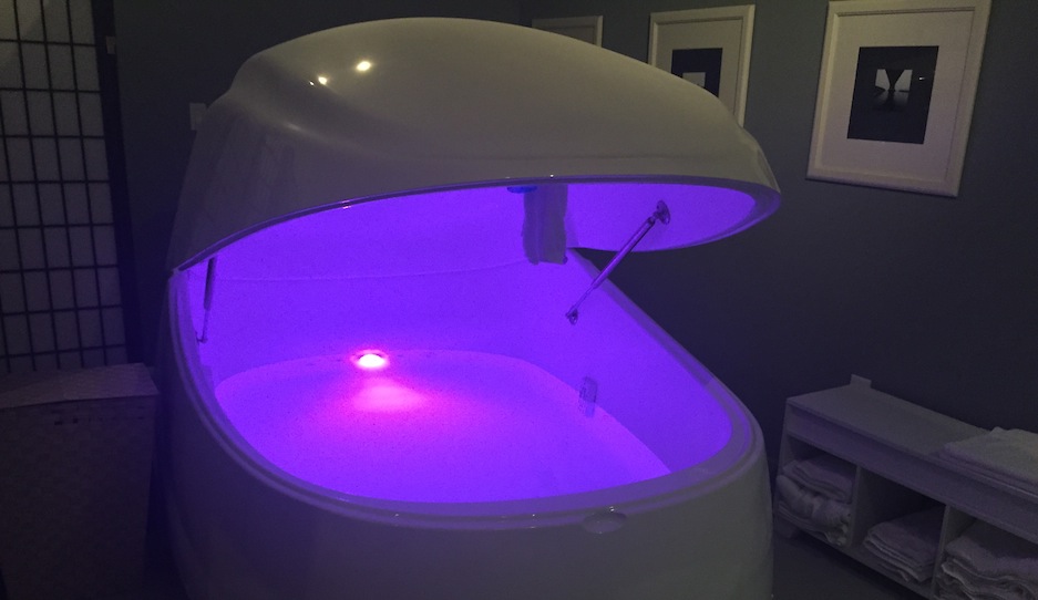 How I Loved/Hated Floating in a Dark Pod Filled With Salt Water Be