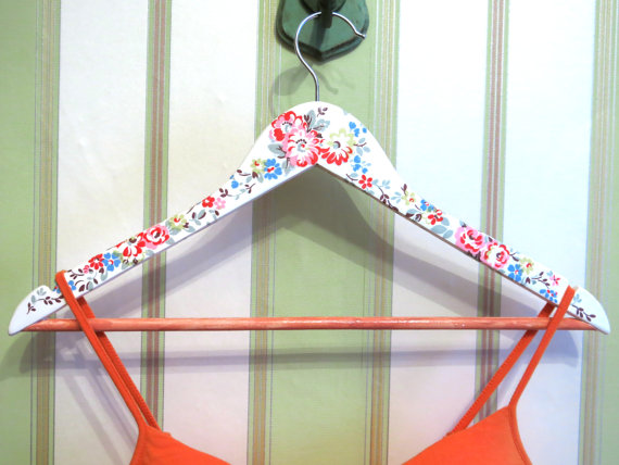 PHOTOS: 10 Darling Dress Hangers We Love From Etsy - Philadelphia Magazine