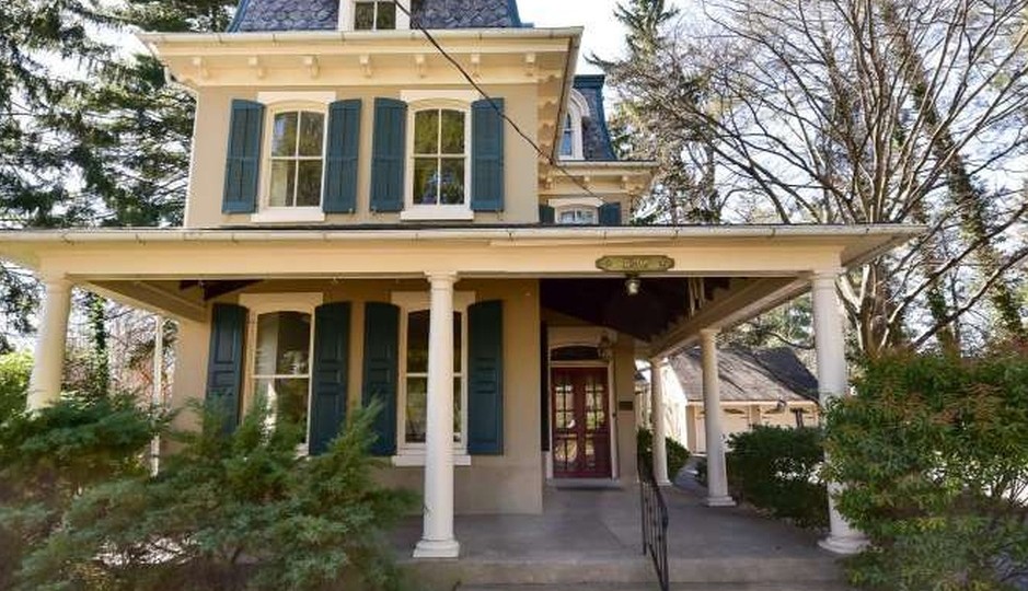 Wayne Philadelphia Main Line Monday: A Former Art Gallery In Wayne - Philadelphia Magazine