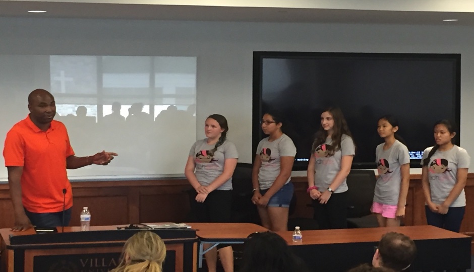 Participants in TechGirlz' 2016 entrepreneurship bootcamp present business plans at Villanova University. Photo by Maria McGeary. 