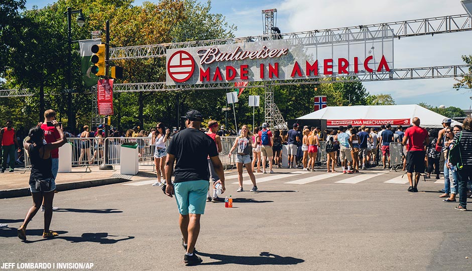 Free Lyfts For Made In America Festival Attendees