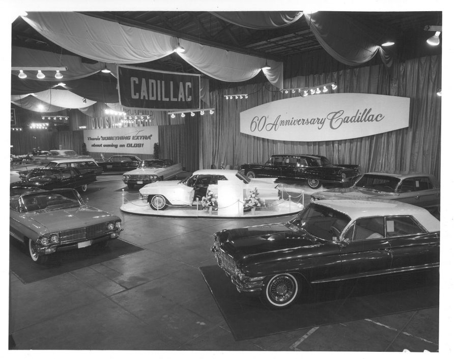 21 Classic Photos From the Philadelphia Auto Show's 116-Year History ...