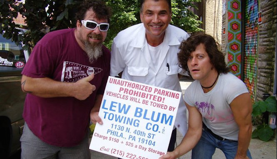 Philly tow guy Lew Blum (center) with artist Marc Brodzik (left) and Philly performer Darren Finizio (right). 