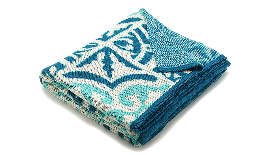 throw-blanket