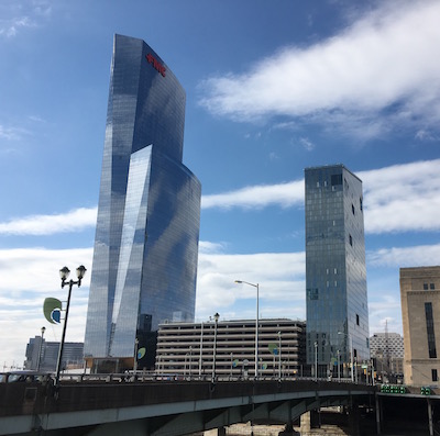 FMC Tower (left) at Cira Centre South | Photo: TastyPoutine via Wikimedia Commons, licensed under CC-BY-SA-3.0