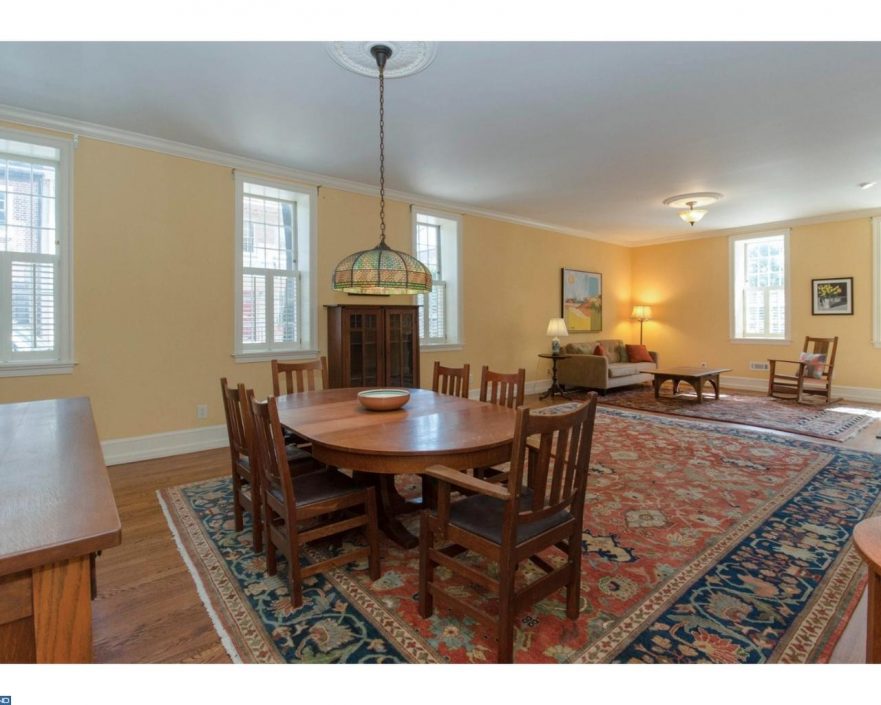 Jawdropper of the Week: A Colonial Classic in Society Hill for $2.5M ...