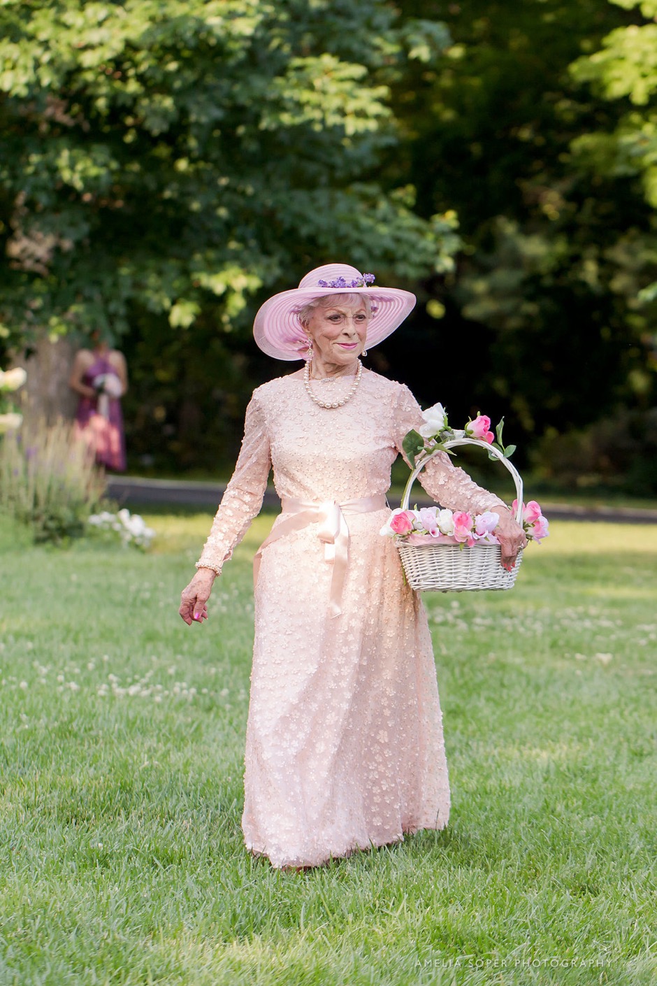 This 91 Year Old  Flower Girl  is Giving Us Life