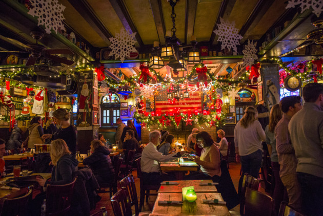 Best Restaurants Bars And Places To Eat Philadelphia Magazine All The Philly Restaurants And Bars Decked Out For Holidays