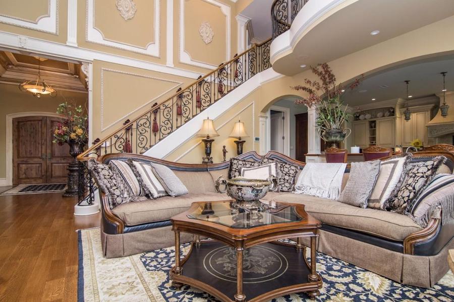 Main Line Opulence in New Hope for $2.295M