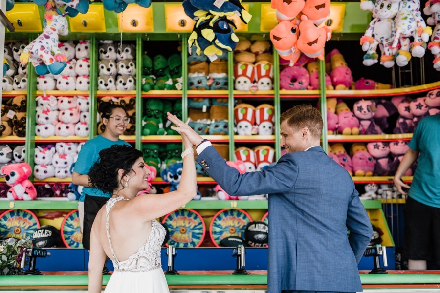 A Fun Summer Wedding At Philadelphia S Reading Terminal Market