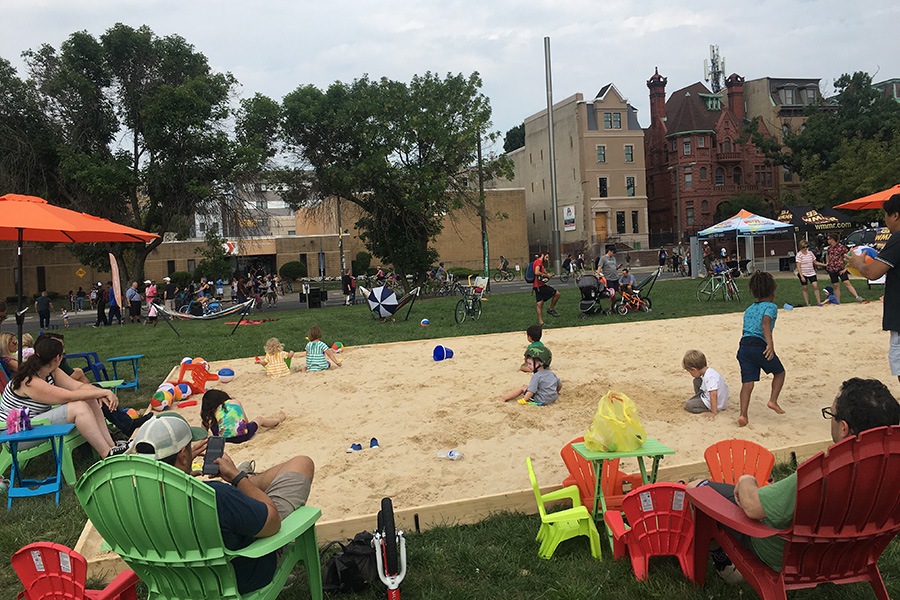 philly free streets pop up beach