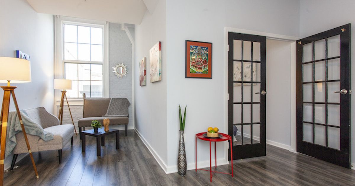 Condo for Sale Attractive Starter Condo in Old City