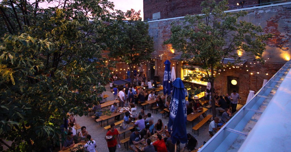 12 Philly Bars Perfect For Welcome Parties After Your Rehearsal Dinner