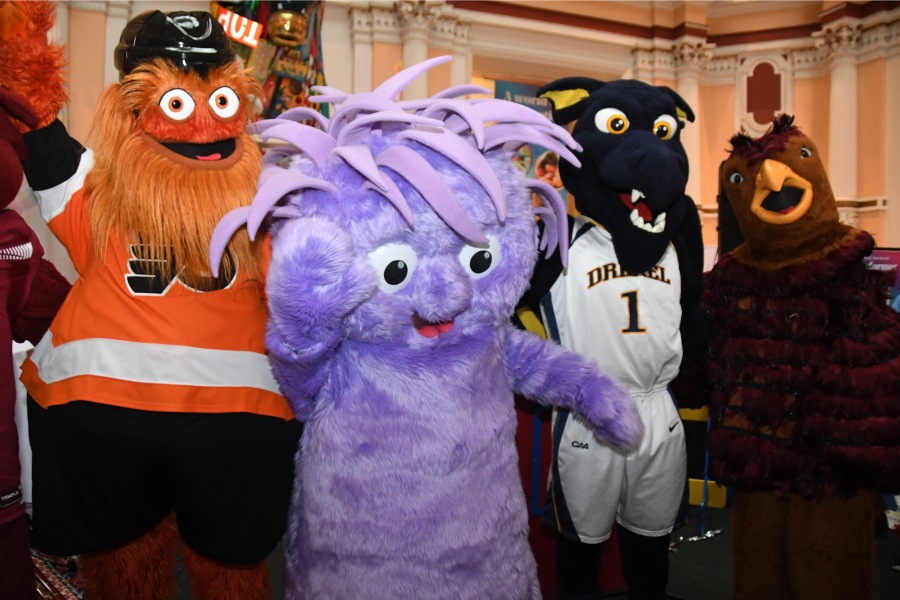 please touch museum mascot squiggles gritty