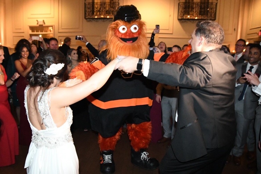 Gritty wedding crash