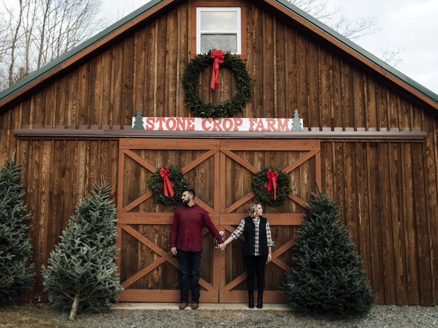 winter engagement photo spots philadelphia