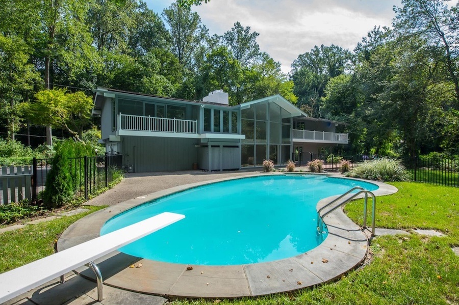 house for sale bryn mawr contemporary pool