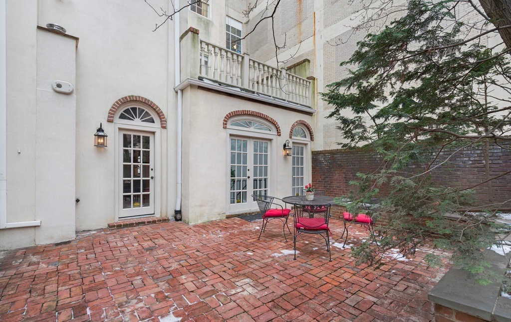 house for sale washington square federal townhouse courtyard