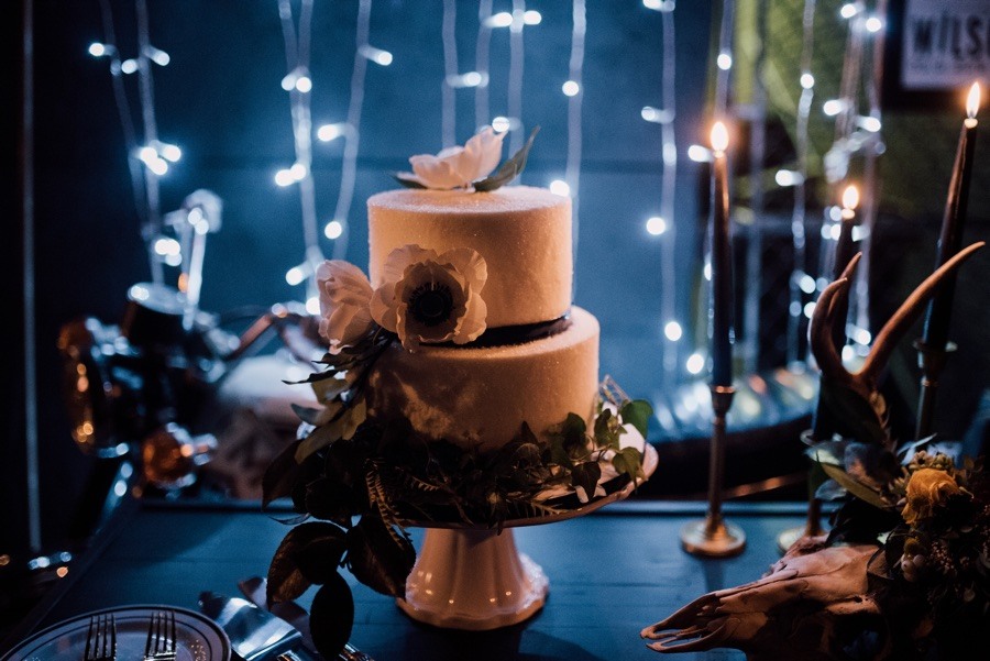 gothic wedding cake