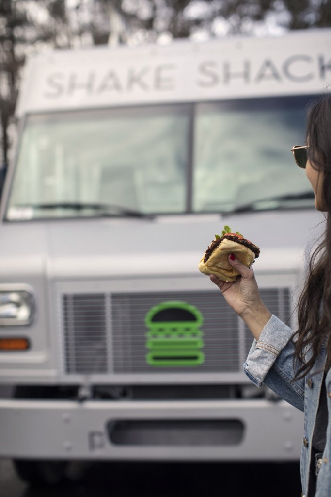 The Shake Shack Food Truck is Here, and It's Available for Weddings