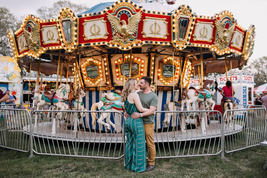 merry-go-round engagement photos