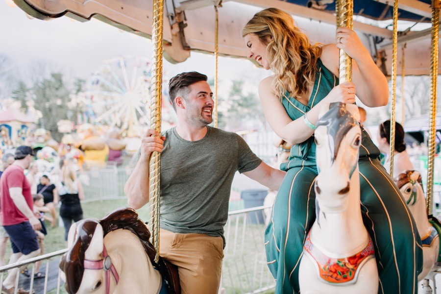 merry-go-round engagement photos