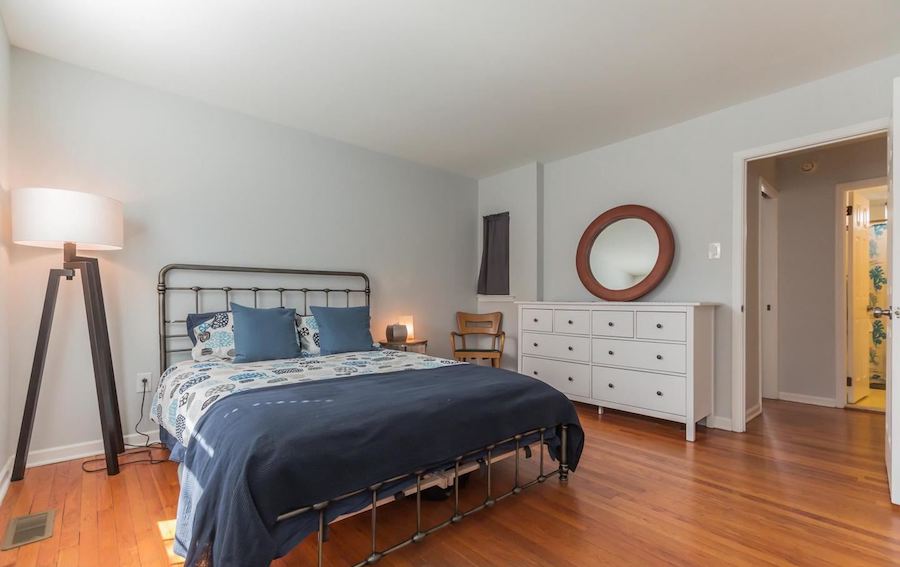 house for sale rittenhouse renovated row house bedroom