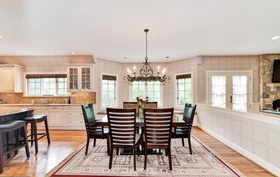 house for sale bryn mawr norman manor breakfast room